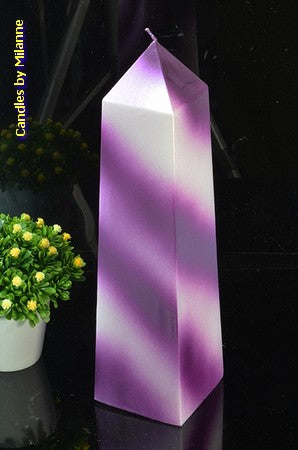 Obelisk Kaars XXL, LILA met WIT Metallic,  hoogte: 34cm